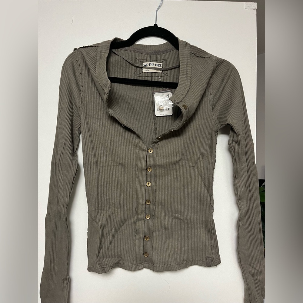 Ribbed Long Sleeve Top in Taupe by